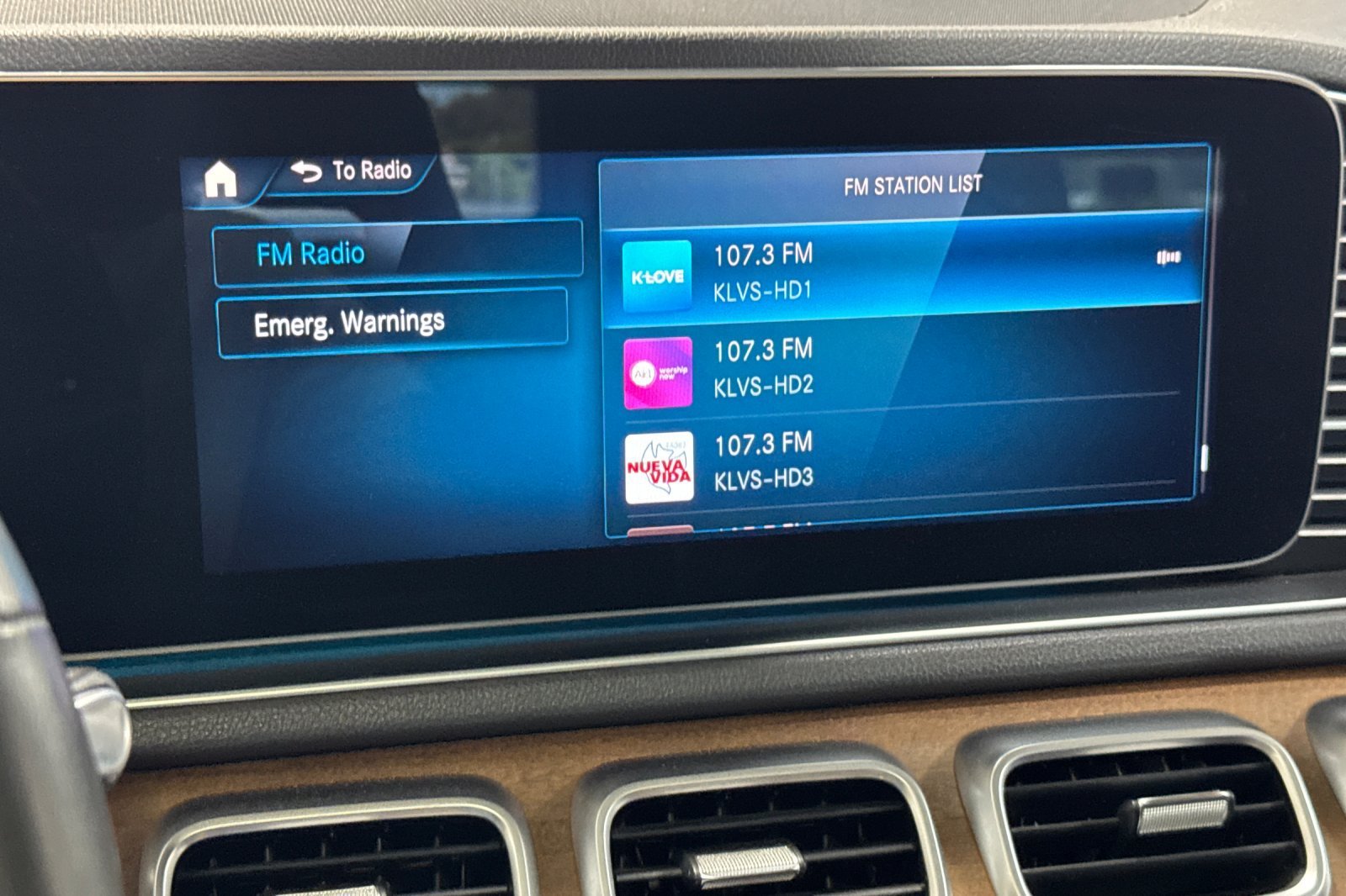 Used 2020 Polar White Mercedes-Benz 350 image 20