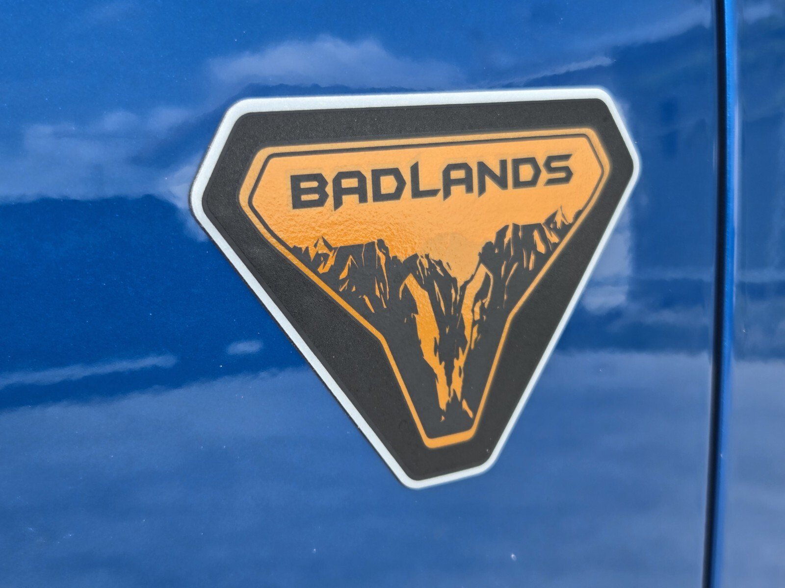 Used 2025 Velocity Blue Metallic Ford Badlands image 18