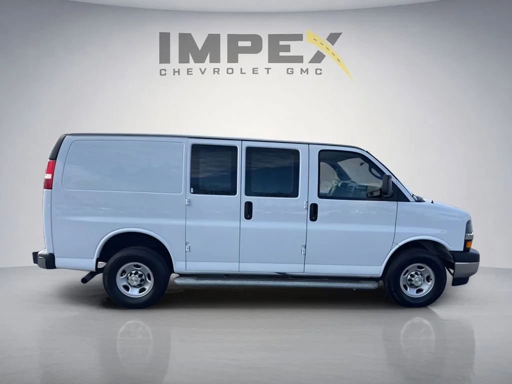 Used 2023 Summit White Chevrolet WT image 7