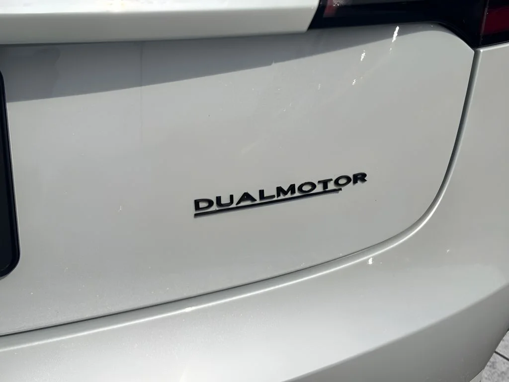 Used 2020 White Tesla Long Range image 25