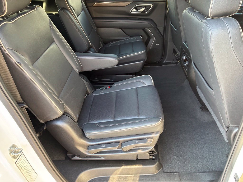 Used 2022 White Chevrolet Premier image 17