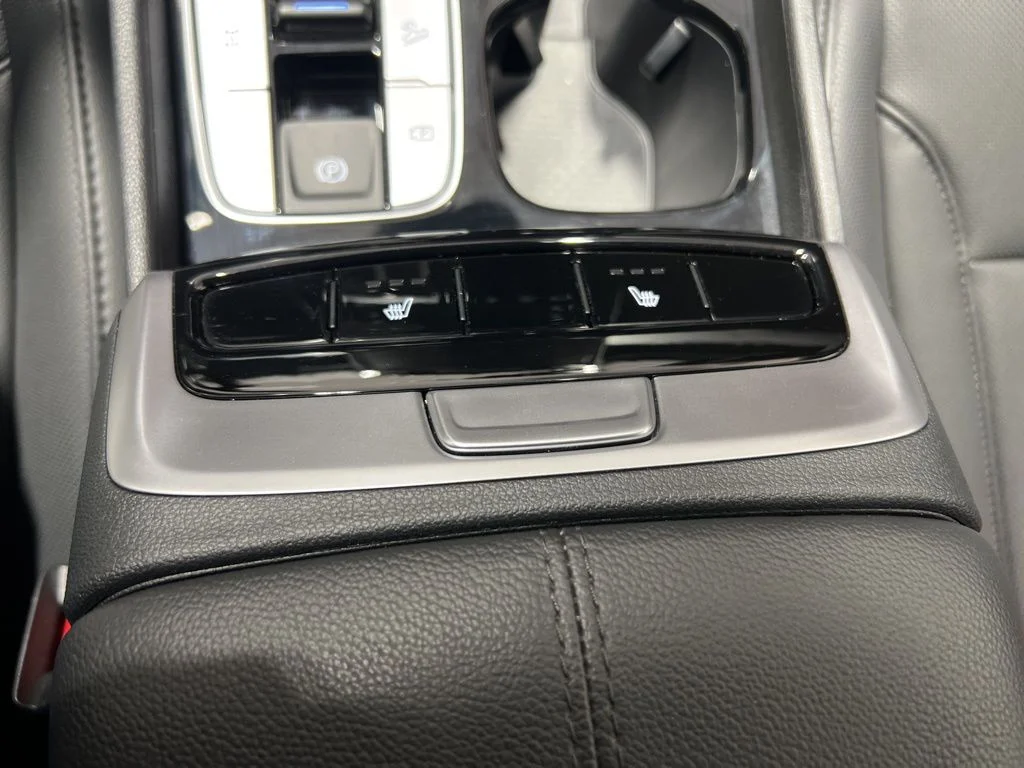 Used 2024 Blue Hyundai XRT image 34