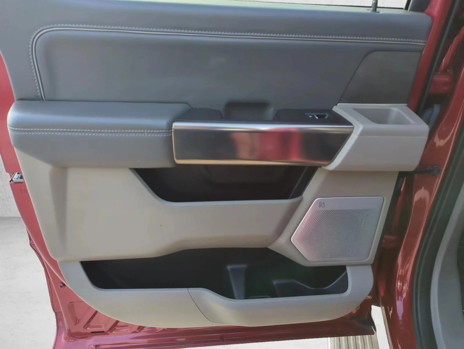 Used 2024 Rapid Red Metallic Tinted Clearcoat Ford Platinum image 24