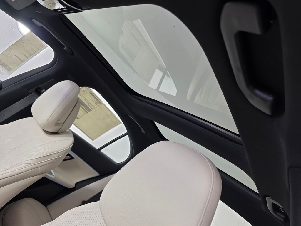 New 2026 Polar White Mercedes-Benz E 350 image 9