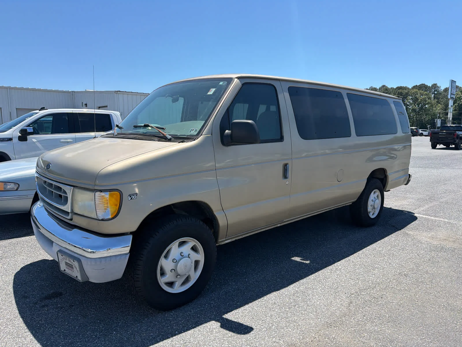 1999 Ford E-Series's photo