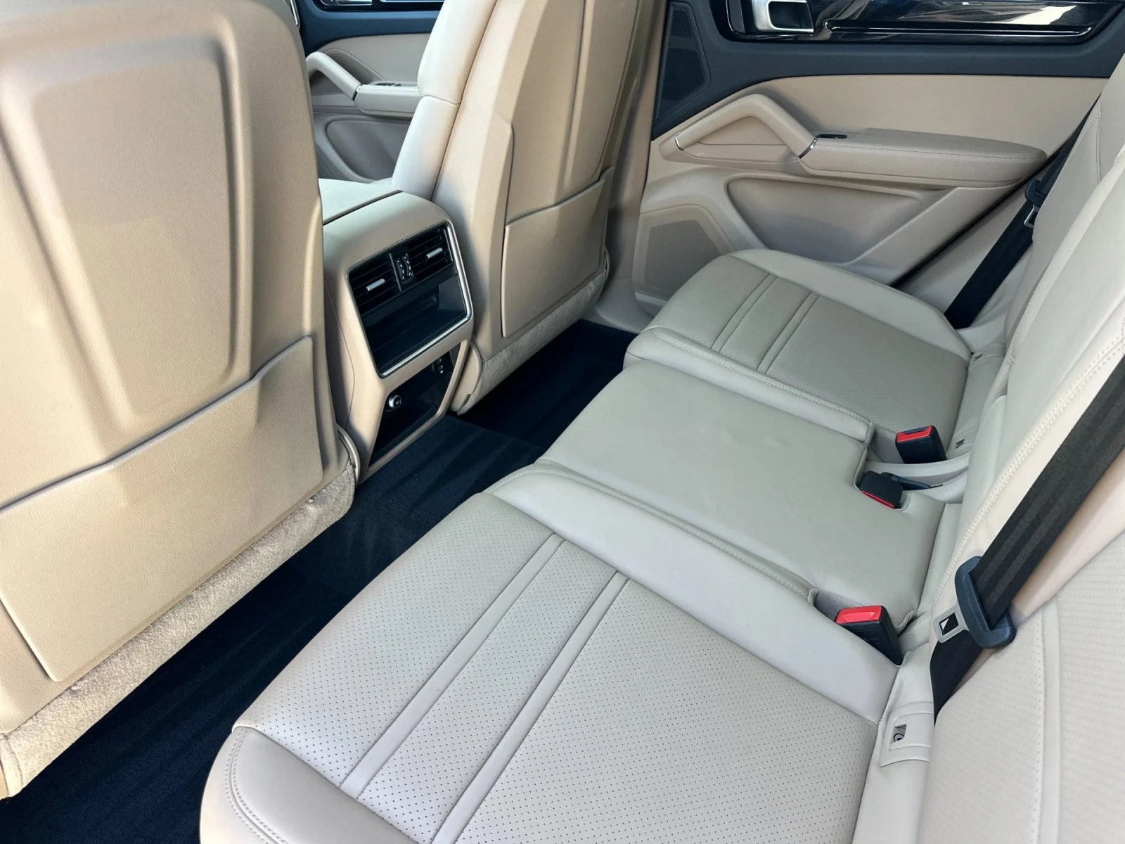 Used 2023 QUARTZITE GREY Porsche  image 13