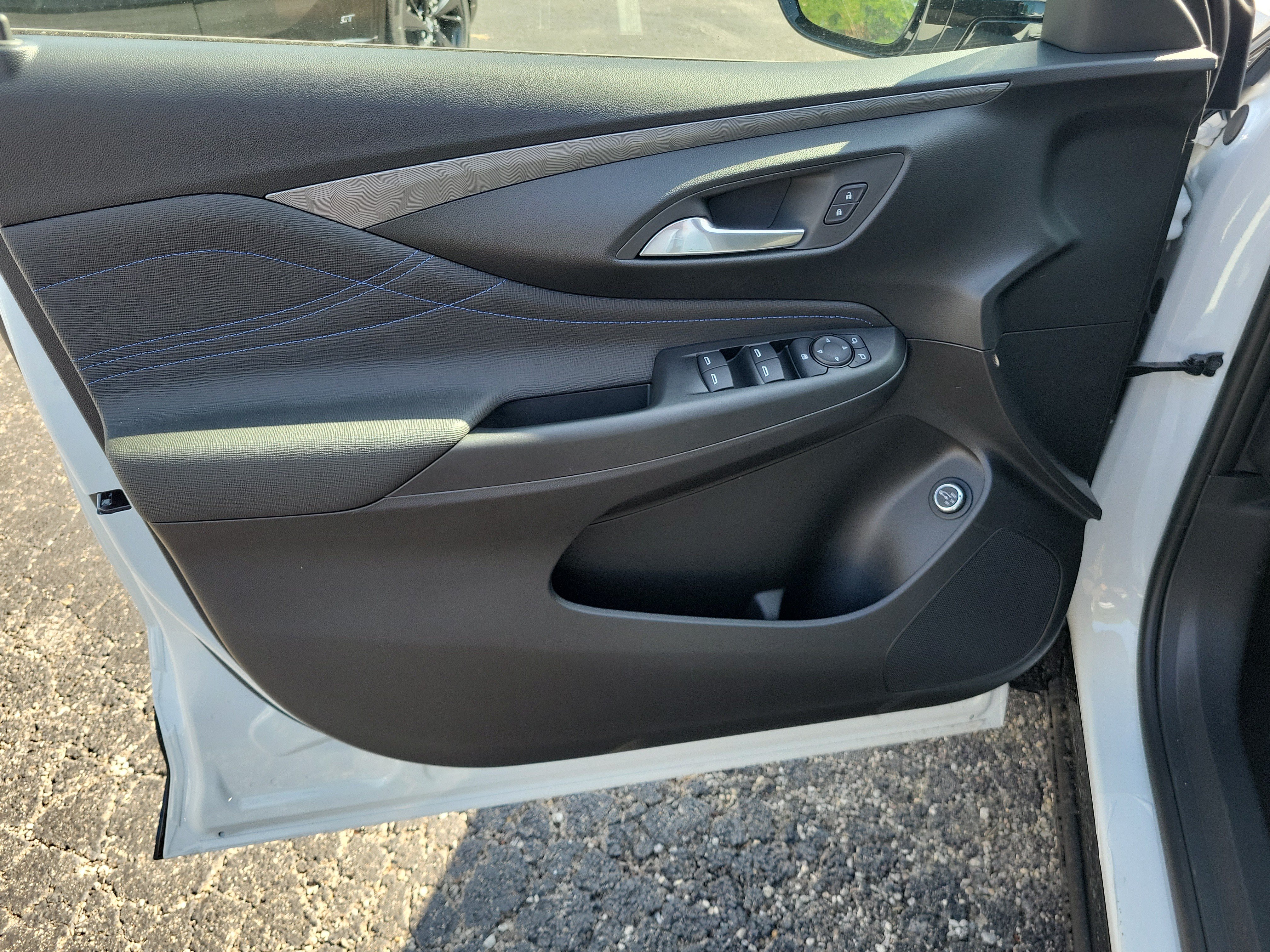 2026 Buick Envista Sport Touring - Photo 19