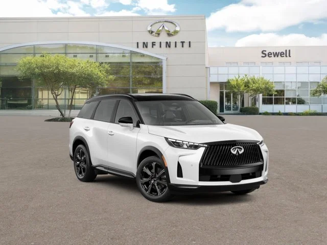 New 2027 2T RAD WHT INFINITI Autograph AWD image 4