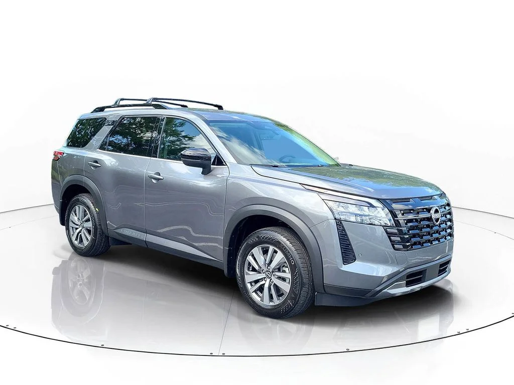 New 2026 Gray Nissan SL image 2