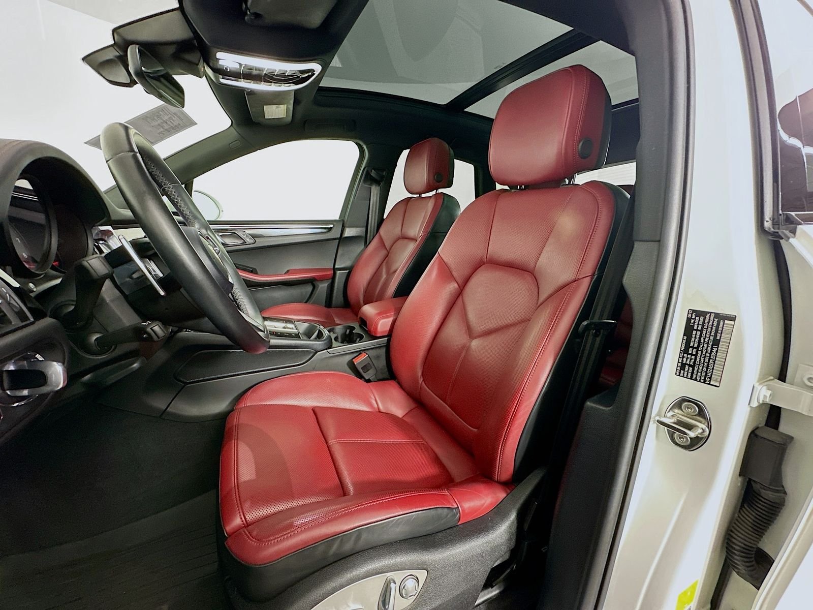 Used 2023 White Porsche S image 22