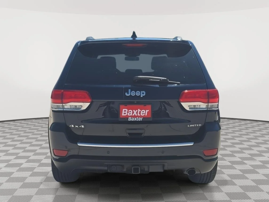 Used 2016 BLACK Jeep Limited image 9