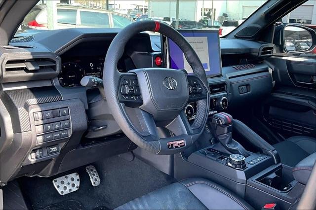 2025 Toyota Tacoma TRD Pro - Photo 17