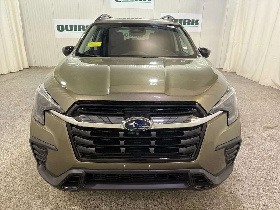 New 2026 Autumn Green Metallic Subaru Limited image 2