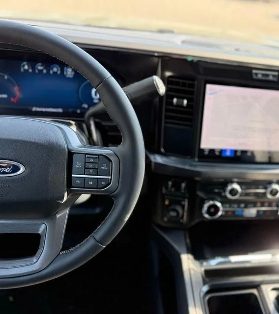 New 2026 Agate Black Metallic Ford F-250® Lariat® image 19