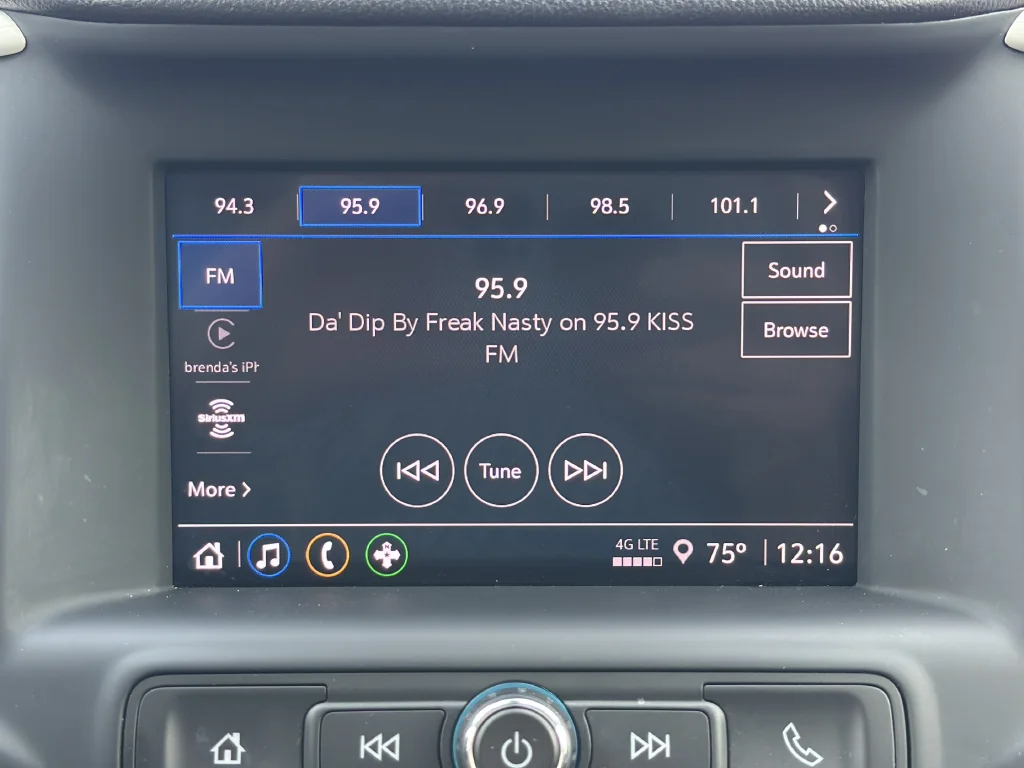 Used 2023 Silver GMC SLE image 12