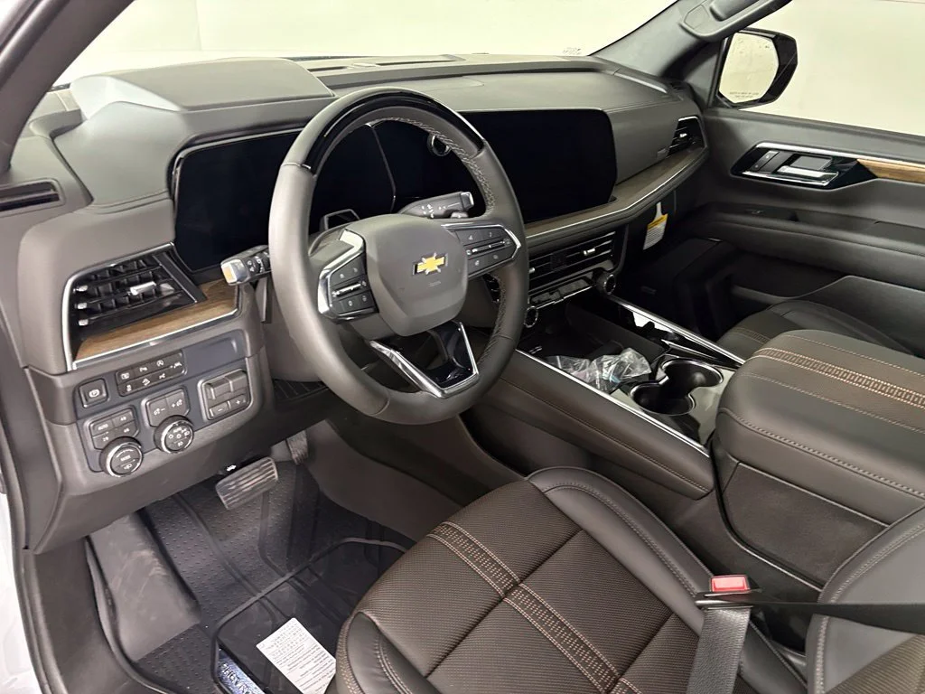 New 2026 Polar White Tricoat Chevrolet High Country image 20