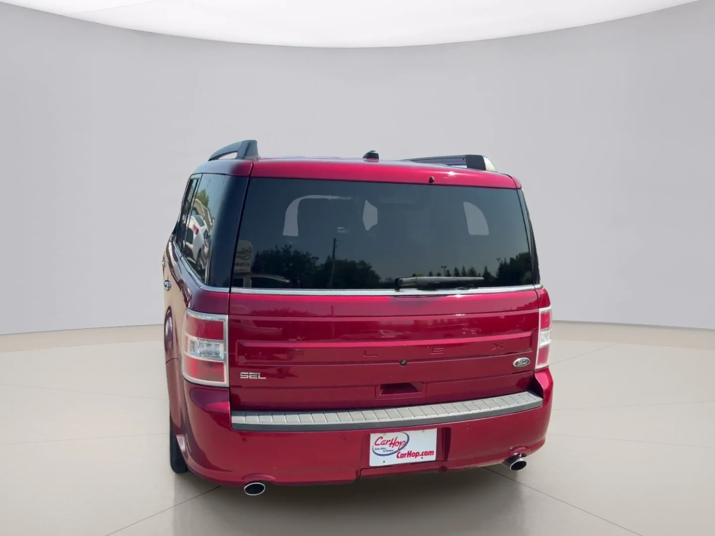 Used 2018 Red Ford SEL image 4