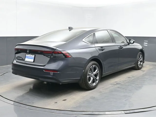 Used 2023 Meteorite Gray Metallic Honda EX image 10