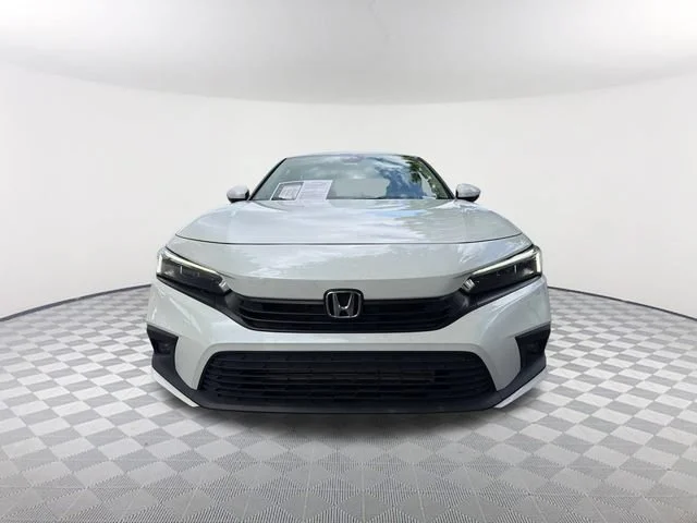 Used 2024 White Honda Touring image 2