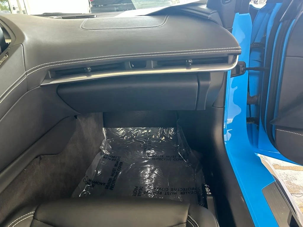 Used 2025 Blue Chevrolet Z06 image 22