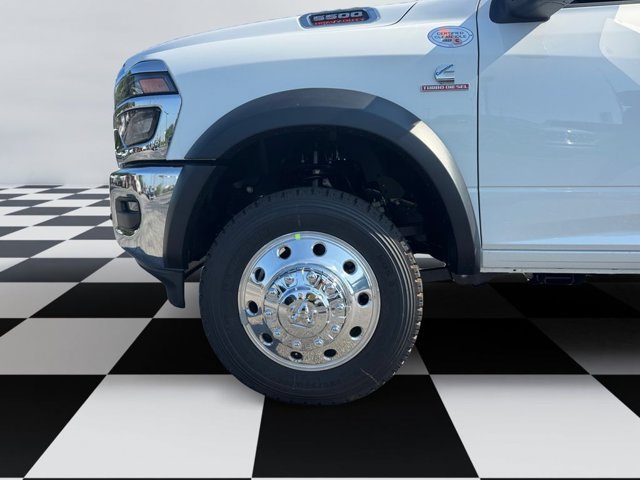 New 2026 Bright White Clearcoat RAM Tradesman image 14