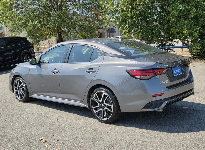 Used 2025 Gun Metallic NISSAN SR image 3