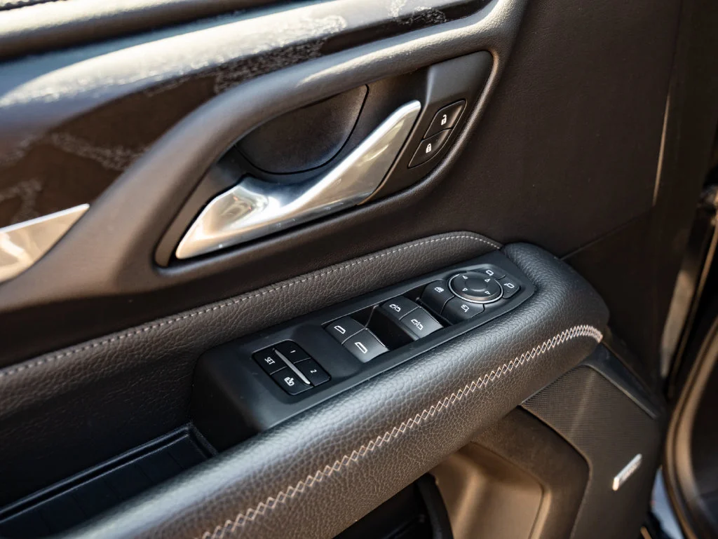 Used 2021 Onyx Black GMC Denali image 28