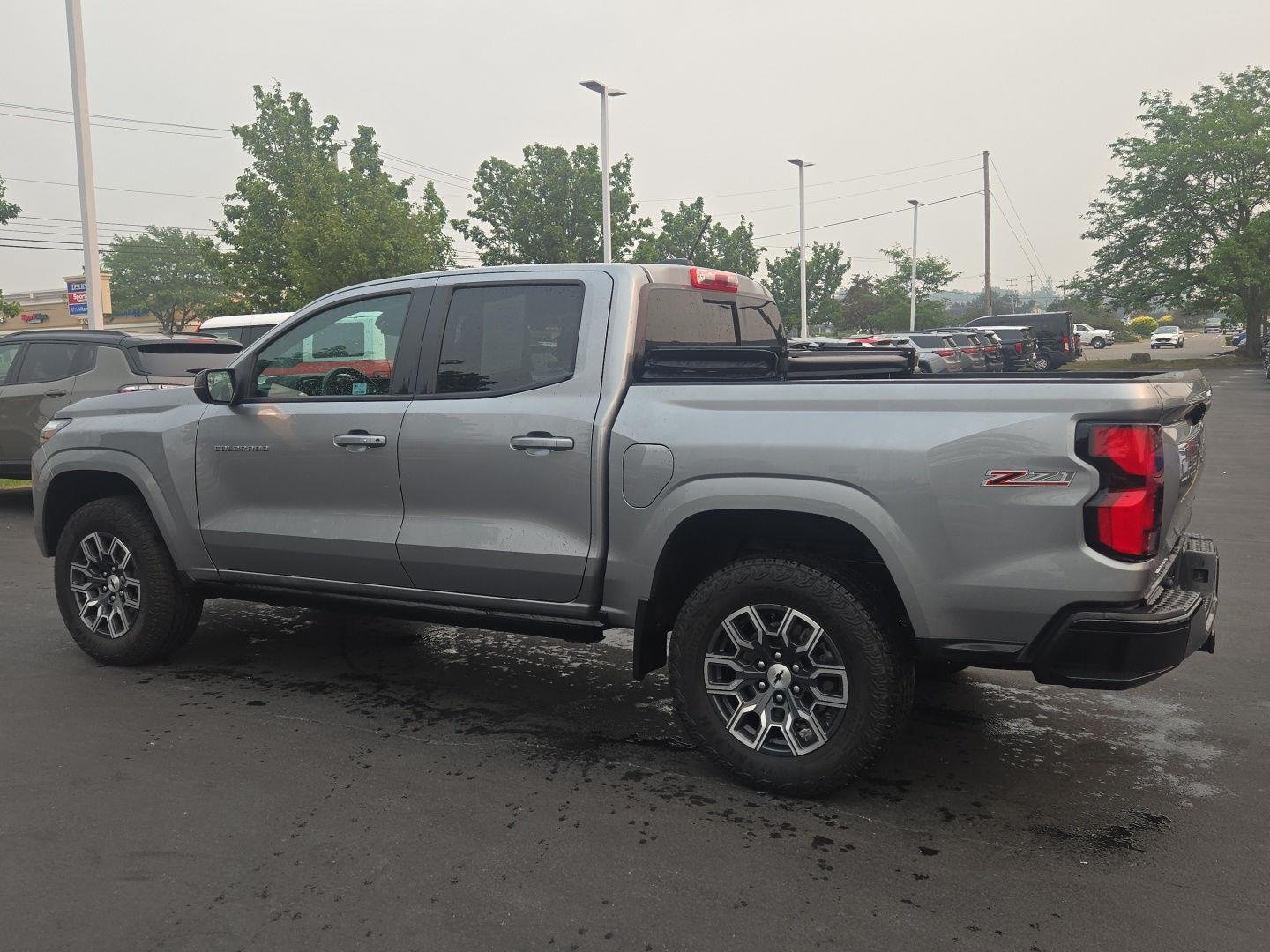 Used 2024 Sterling Gray Metallic Chevrolet 4WD Z71 image 4
