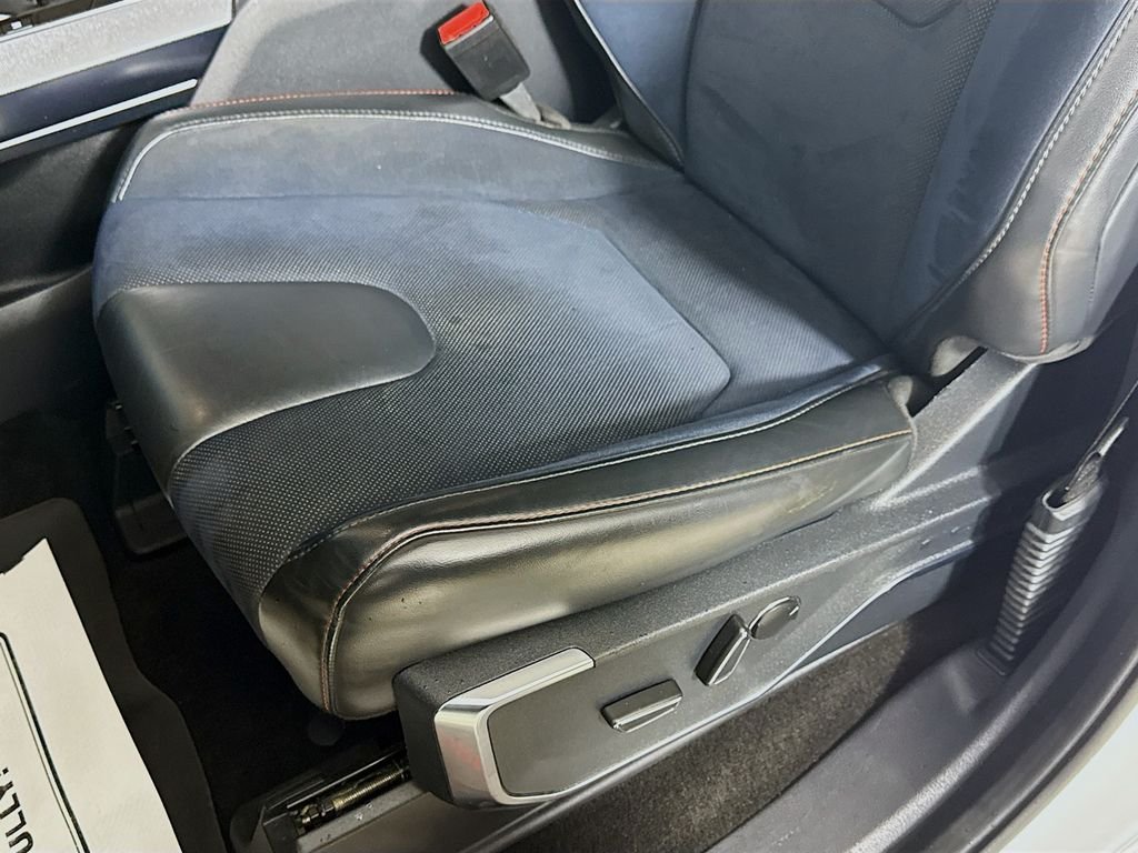 Used 2022 Oxford White Ford Raptor image 23