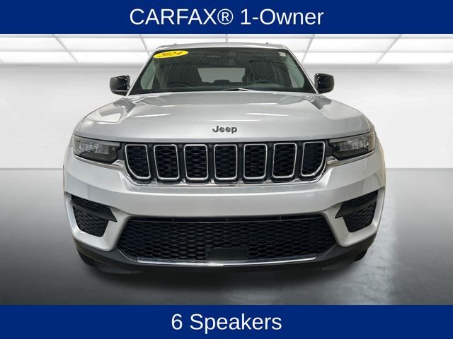 Used 2024 Silver Jeep Laredo X image 11