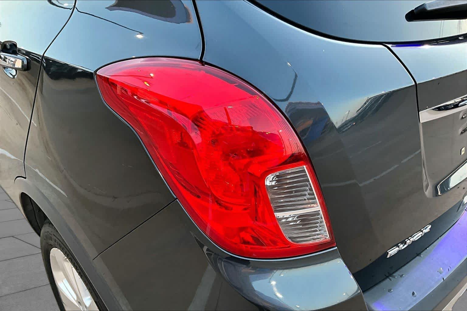 Used 2016 Graphite Gray Metallic Buick Convenience image 27