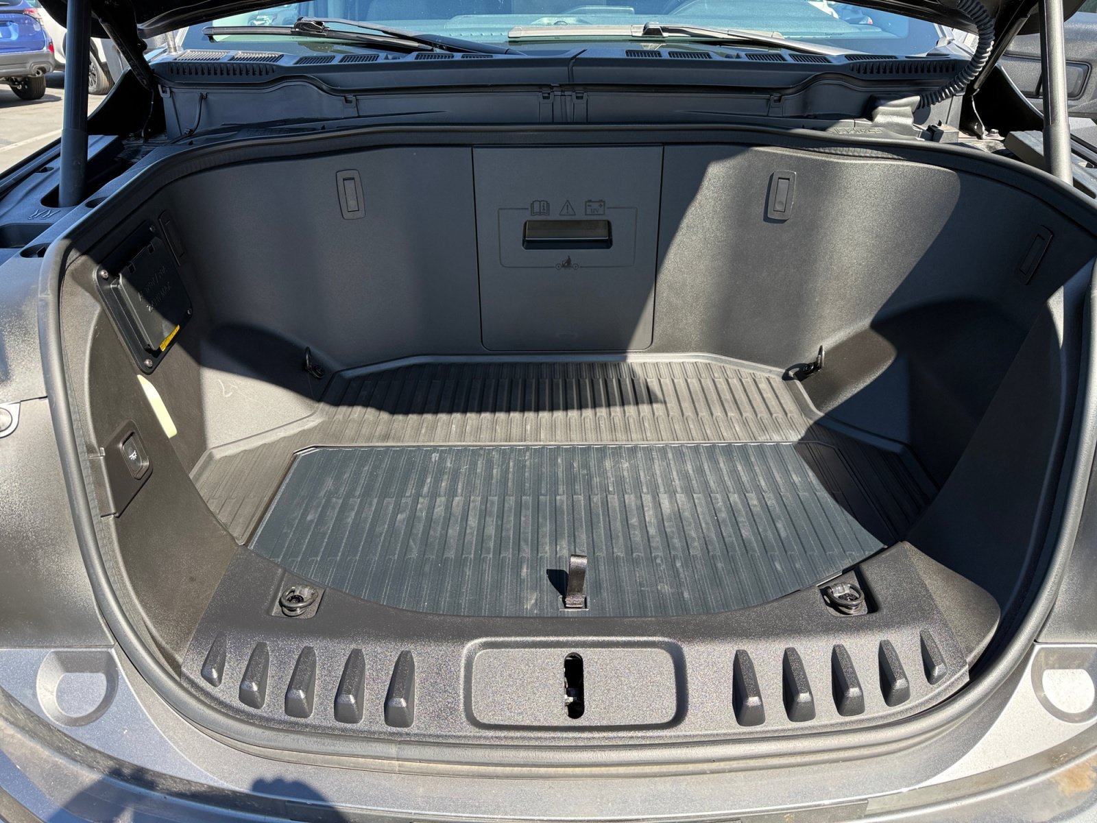 Used 2024 Gray Metallic Ford Flash image 20