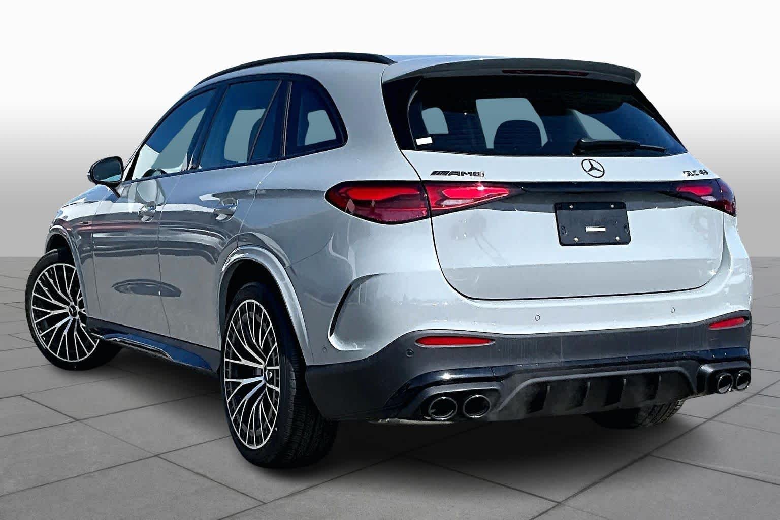 New 2026 MANUFAKTUR Alpine Grey Mercedes-Benz AMG® GLC 43 image 4
