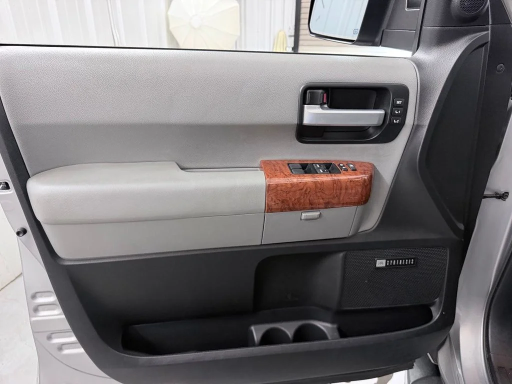 Used 2018 Silver Sky Metallic Toyota Platinum image 12