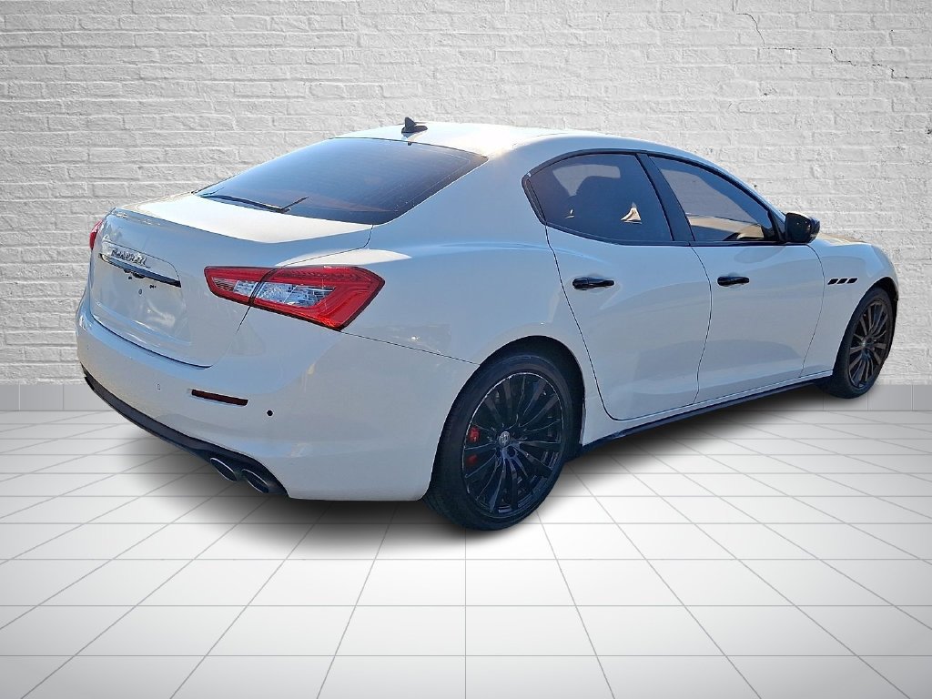 Used 2019 White Maserati S Q4 image 4