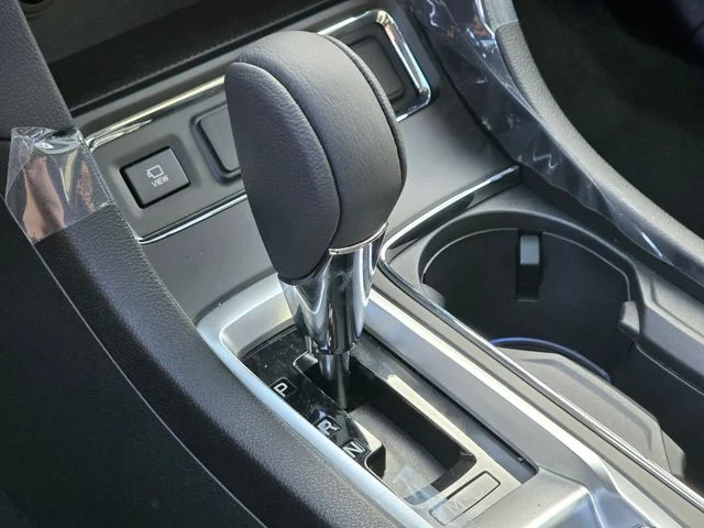New 2026 CRYSTAL BLACK SILICA Subaru Limited 7-Passenger image 40