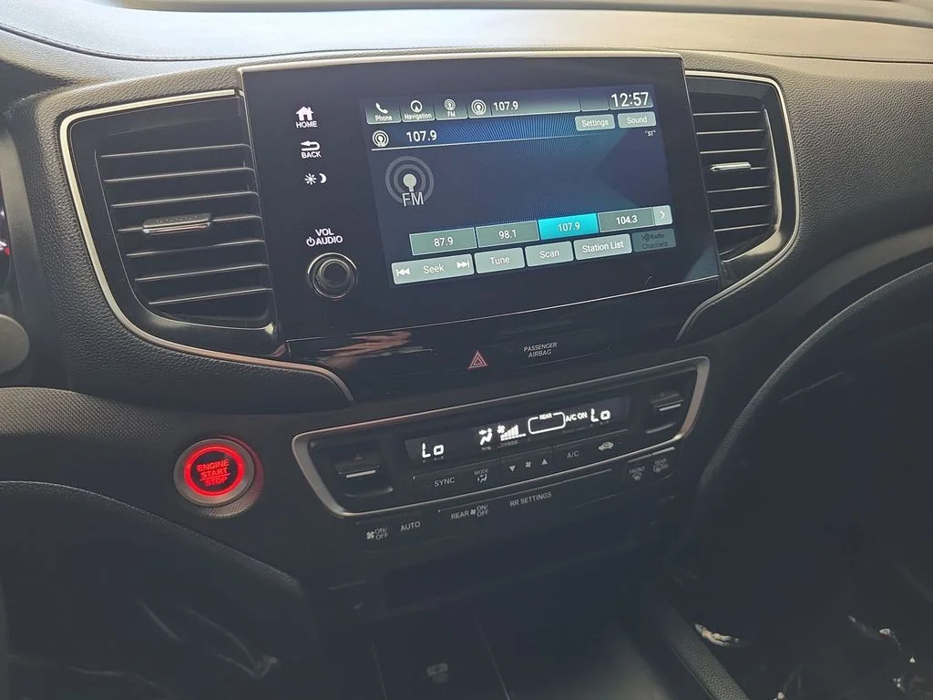 Used 2025  Honda TrailSport image 13