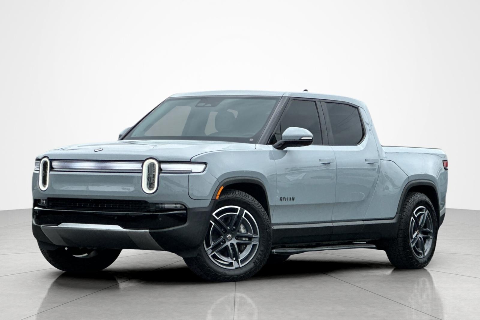 2025 Rivian R1T Adventure Dual Large's photo