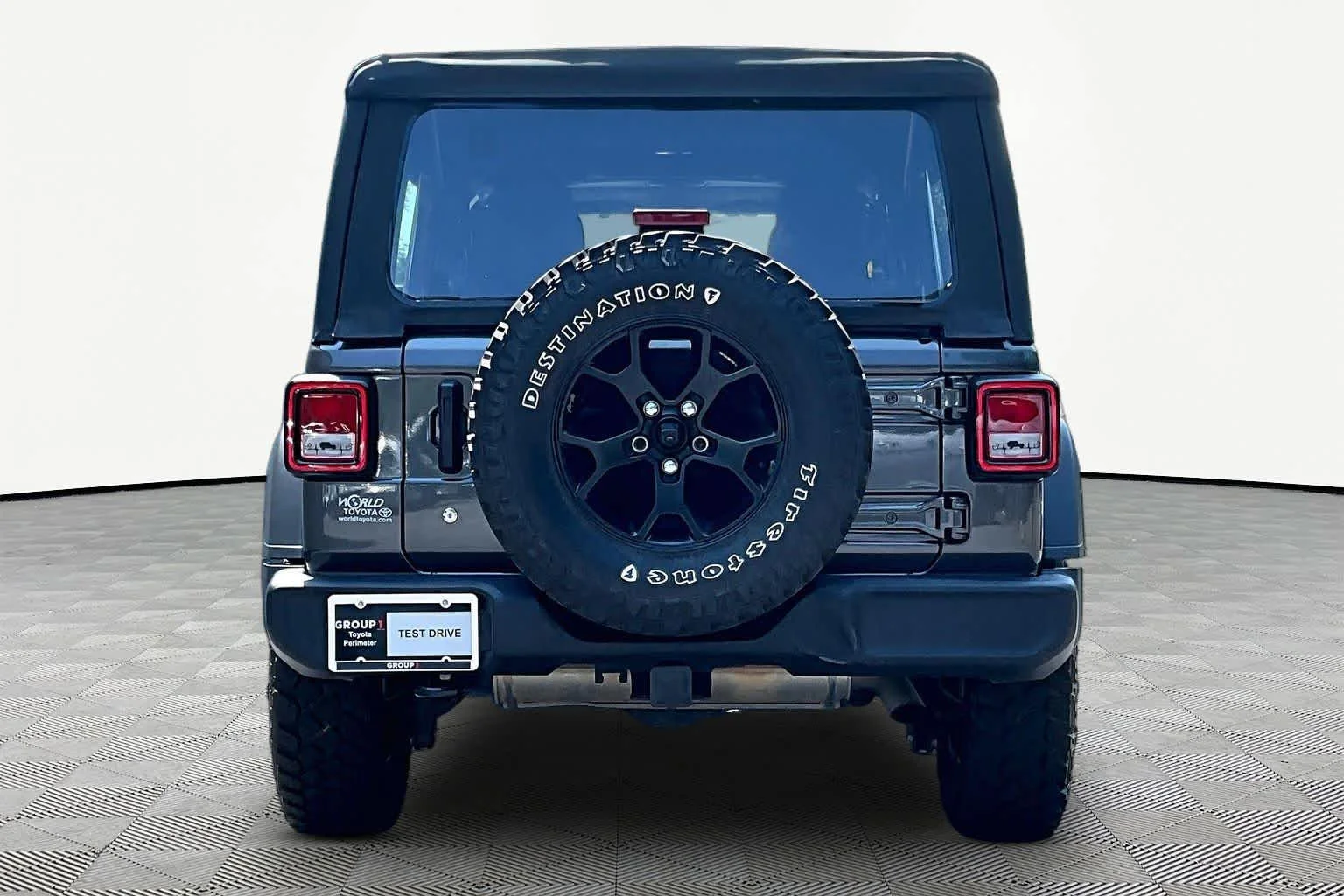Used 2023 Granite Crystal Metallic Clearcoat Jeep Sport image 5