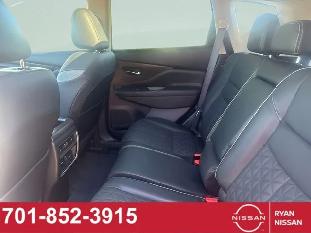 Certified Used 2019 Cayenne Red Pearl Nissan Platinum image 7