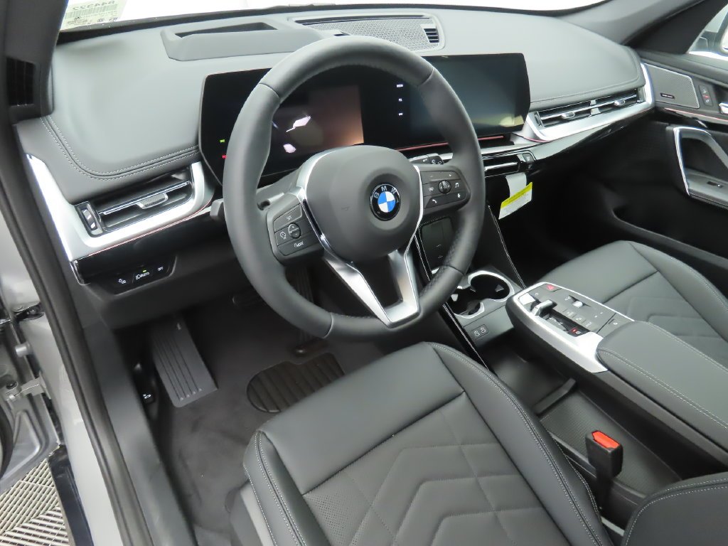 Certified Used 2026 Silver Metallic BMW xDrive28i image 10