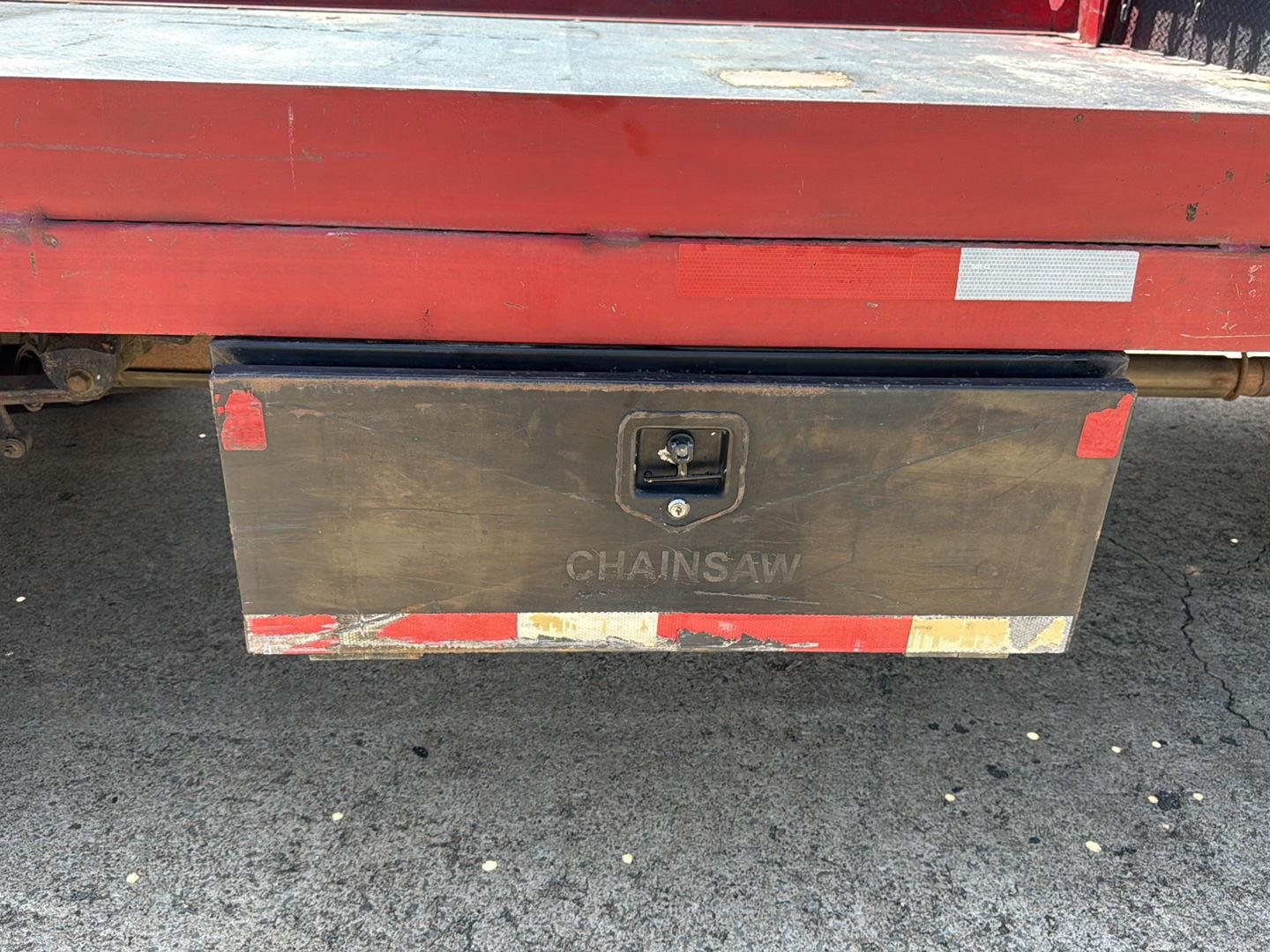 Used 2001 red Ford XL image 27