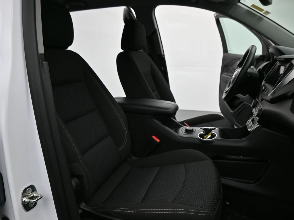 2024 GMC Terrain SLE - Photo 22