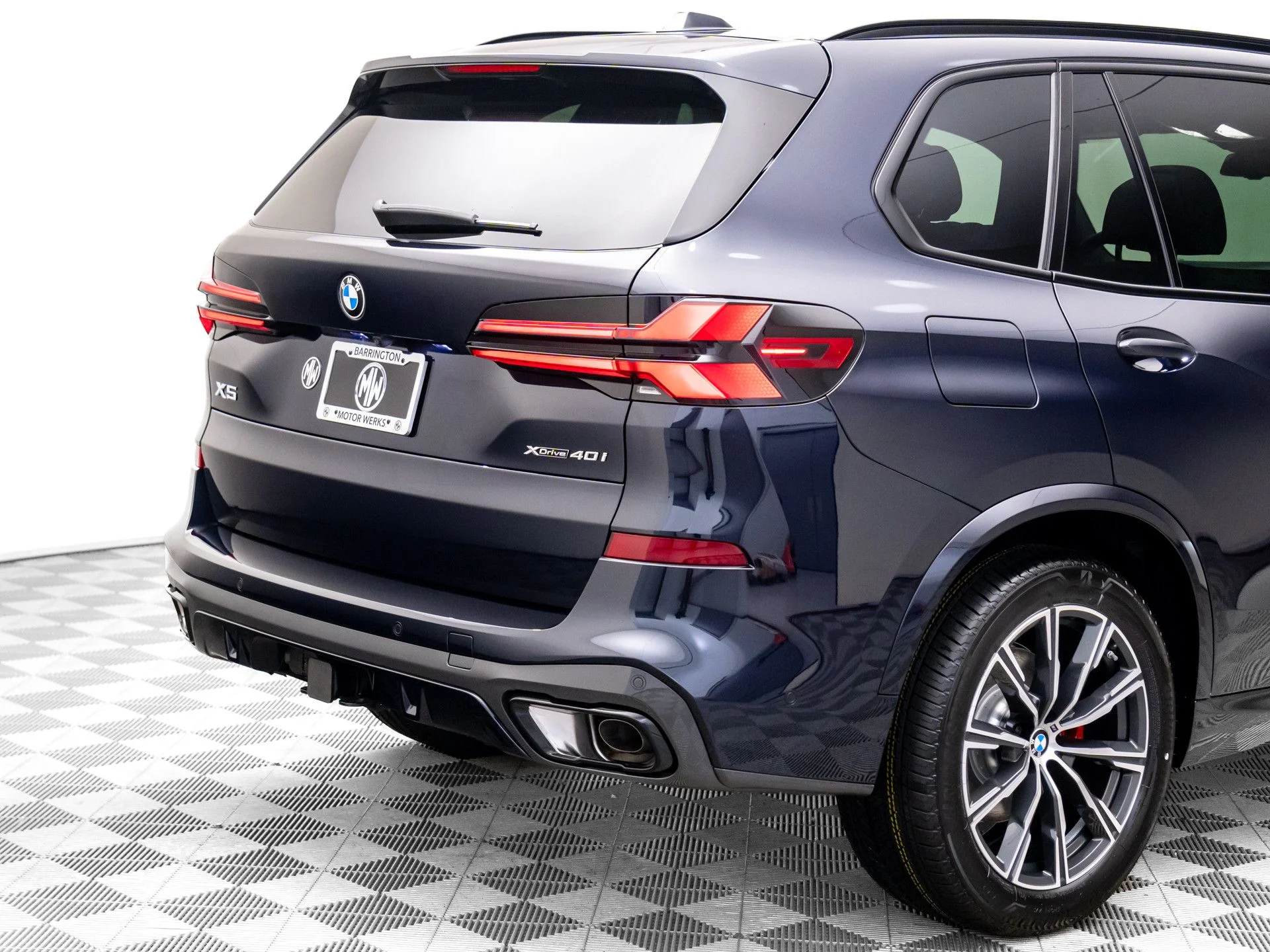 Certified Used 2026 Black BMW xDrive40i image 33
