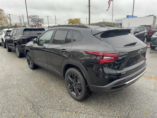 New 2026 Mosaic Black Metallic Chevrolet ACTIV image 3