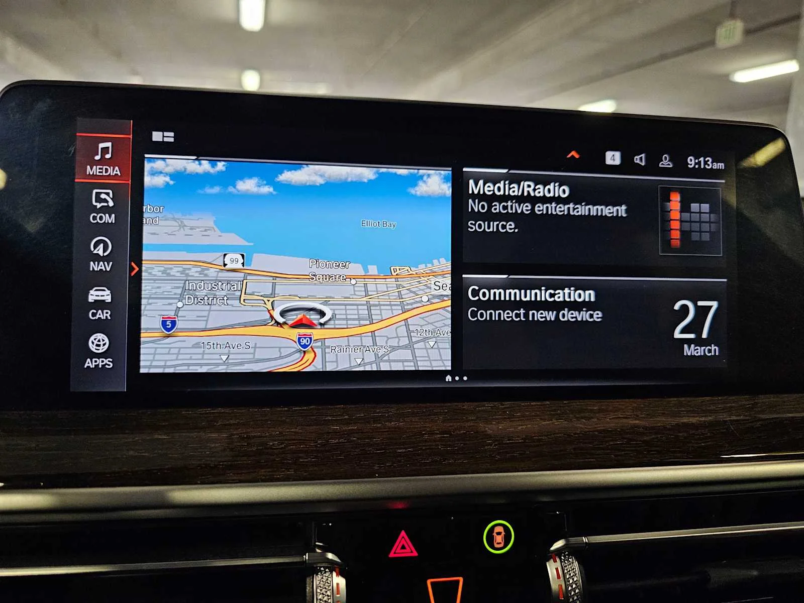 Used 2022 Dark Graphite Metallic BMW xDrive30i image 16