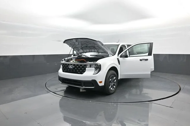 New 2026 Oxford White Ford XLT image 21