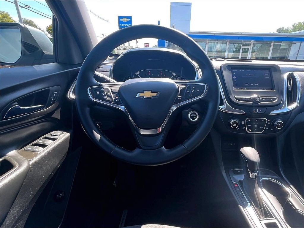 Used 2024 Gray Chevrolet LT image 17