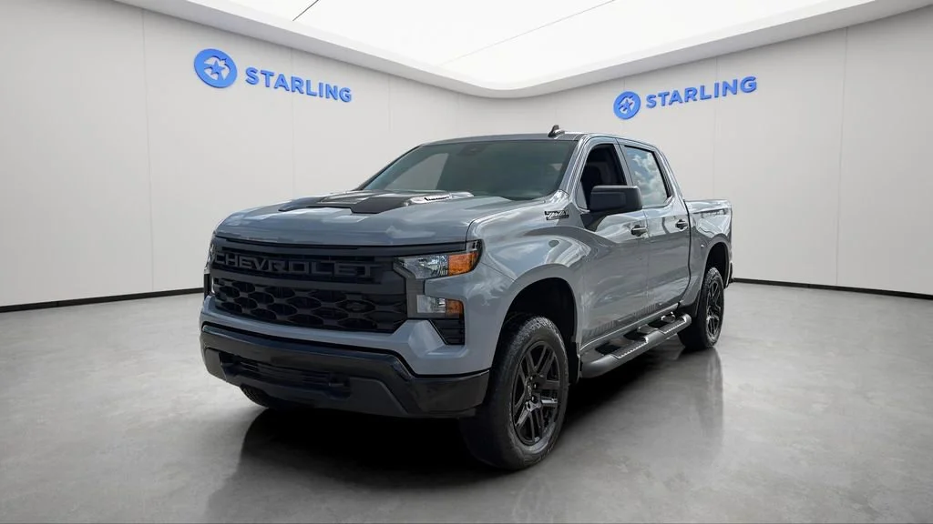 Used 2025 Slate Gray Metallic Chevrolet Custom Trail Boss image 16