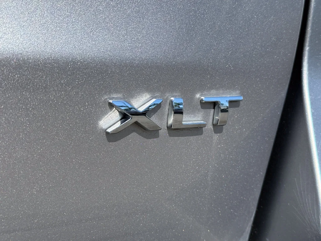 Used 2024 Silver Ford XLT image 11